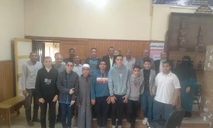 إعلان أسماء الفائزين بمسابقة الطالب المثالي لطلاب وطالبات المرحلتين الإعدادية والثانوية الأزهرية بكفرالشيخ