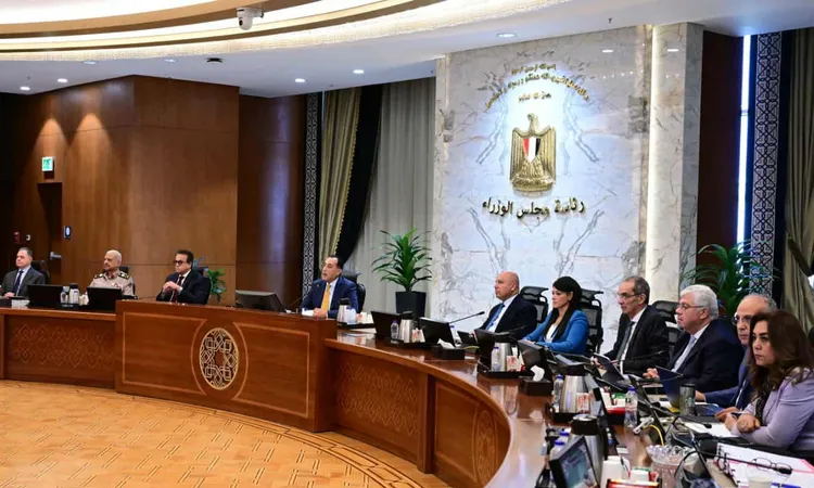 رئيس الوزراء: ما شاهدناه في معرض النقل الذكي يعكس حجم النهضة الكبيرة