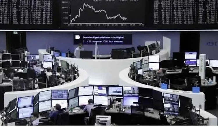 تراجع الأسهم الأوروبية مع انخفاض أسهم التكنولوجيا ومخاوف التشديد النقدي بأمريكا