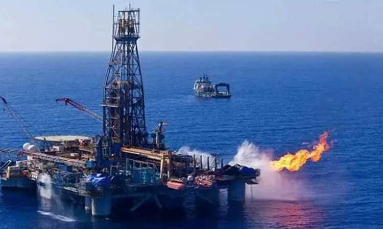 البترول: اكتشاف جديد بخليج السويس يضيف 3 آلاف برميل يوميًا