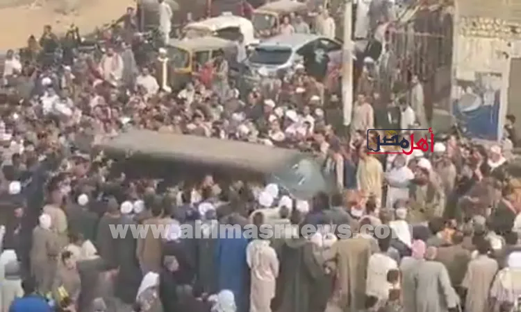 تشييع جثامين 4 ضحايا حادث السعودية في مسقط رأسهم بالفيوم