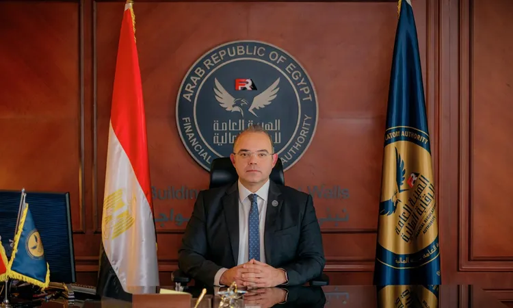 الرقابة المالية تعلن السماح لشركات التأمي بالاستثمار المباشر في الذهب