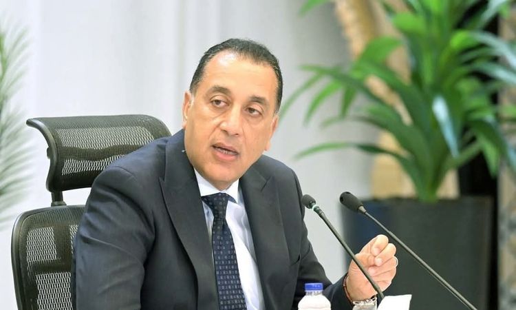 مجلس الوزراء يستعرض مشروع تطوير منطقة سملا علم الروم بمطروح