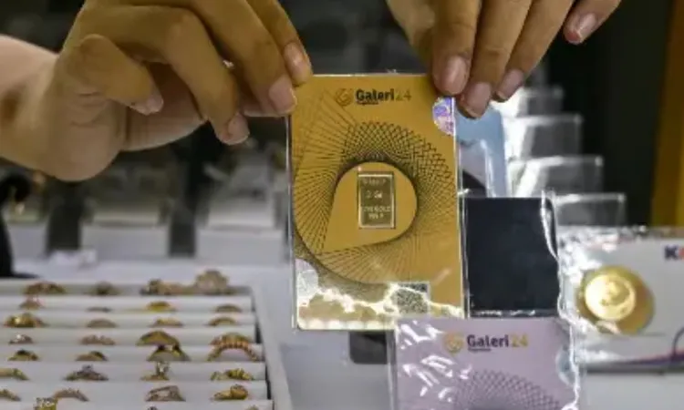 الذهب يستقر مع تزايد آمال خفض الفائدة الأمريكية في ديسمبر