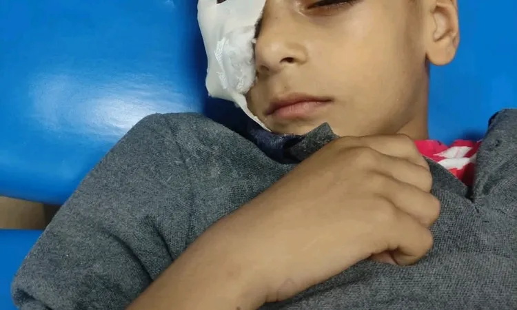 استدعاء معلمة للتحقيق بتهمة التسبب في فقدان بصر تلميذ داخل مدرسة بقنا