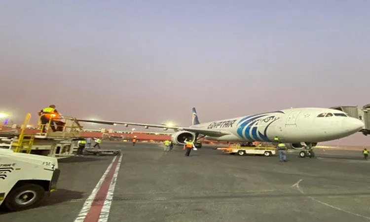 وزارة الطيران المدني تنفي طرح أي حصص للمساهمة من جانب البنوك أو شركات الاستثمار السياحي