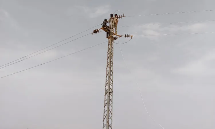 وزير الكهرباء يتفقد إدارة شبكات أنشاص ويتابع خطة التشغيل وتأمين التغذية