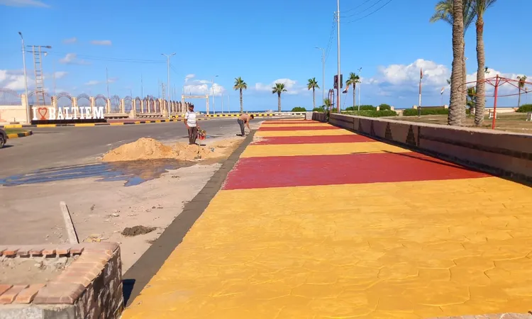 استعدادا لصيف 2026.. تجديد كورنيش البحر والشواطئ المطلة على ساحل مدينة مصيف بلطيم