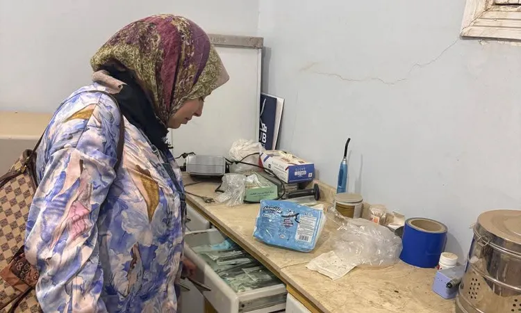 ضبط أخصائي تربيه رياضية ينتحل صفة طبيب لعلاج المرضى ببنى سويف