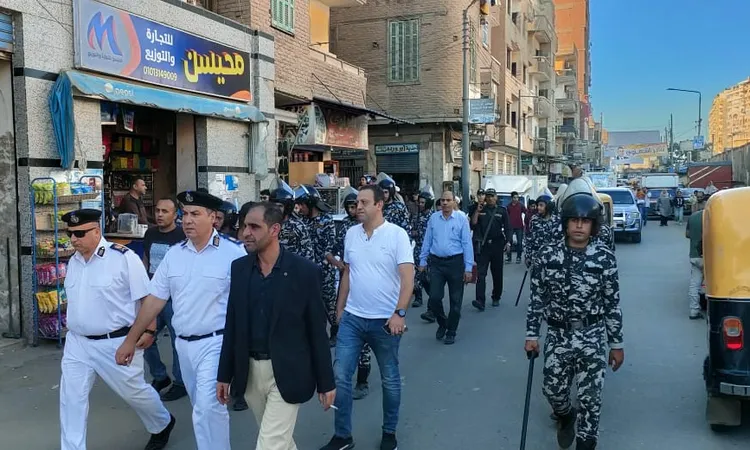 إزالة 200 إشغال بشوارع مدينة كفر الشيخ.. والمحافظ: الشارع ملك عام ولا تهاون مع المخالفين