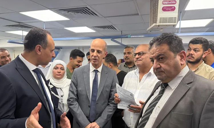 رئيس جامعة بني سويف يتفقد مصابي حريق المستشفى العسكري ومعدية أشمنت