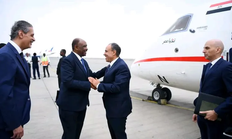 وزير الخارجية يصل بورسودان لبحث مستجدات الأزمة السودانية