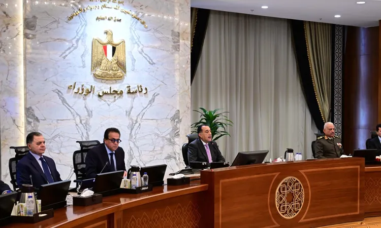 الوزراء يُوافق على مشروع قرار بإصدار لائحة تنظيم التصوير الأجنبي داخل مصر