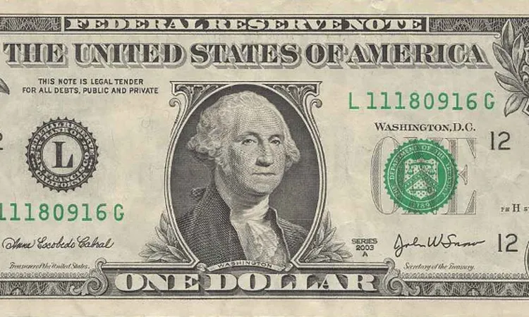 اقتصادي: الجنيه المصري يدخل مرحلة استقرار نسبي.. والإصلاح الهيكلي يدعم النمو خلال 2025