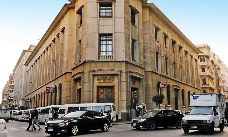 ترقب في الأسواق المصرية قبل اجتماع المركزي.. وخبراء يتوقعون خفض 50 نقطة أساس