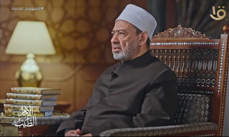 شيخ الأزهر ينعى ضحايا حادث المعتمرين الهنود قُرب المدينة المنورة