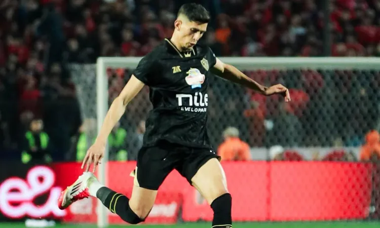 الزمالك يؤمن الأجانب بسبب صلاح مصدق