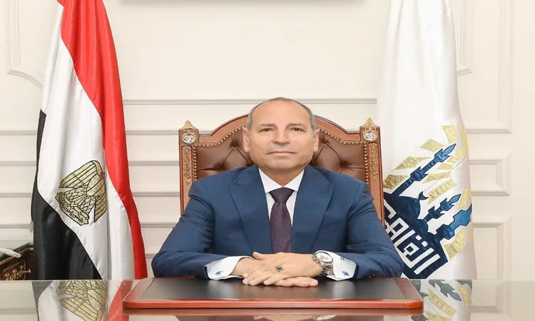محافظ القاهرة يوجه بإزالة الدعاية الانتخابية في محيط اللجان العامة والفرعية