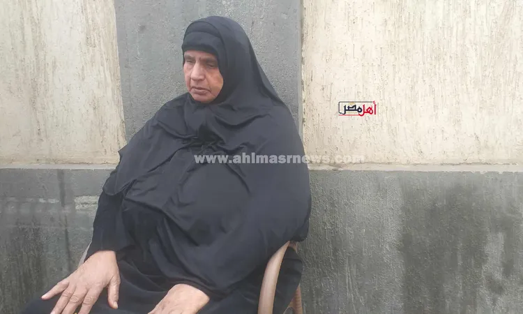 ولاد أخويا غدروا بابني.. والدة “سعد” ضحية 4 من أقاربه بكفر الشيخ تروي تفاصيل مؤلمة | صور