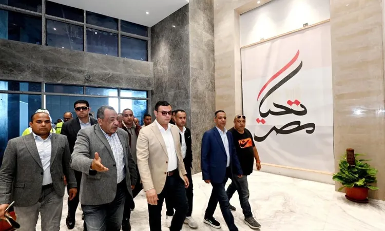 وزير الإسكان يتفقد برج LD08 ضمن الأبراج الشاطئية وكومبوند” مزارين” بمدينة العلمين الجديدة