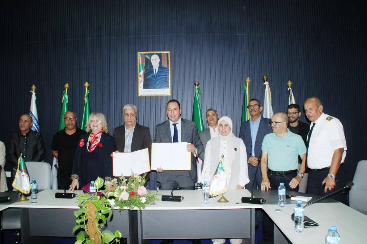 ميناء عنابة يخطو بثبات نحو التحول إلى “ميناء أخضر” بتقنية النانو والطاقة الشمسية