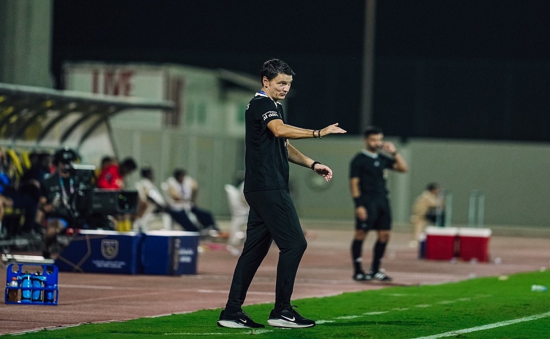 إيفيتش والحلول السحرية.. هل يقود المدرب الصربي فريق العين نحو استعادة المجد؟