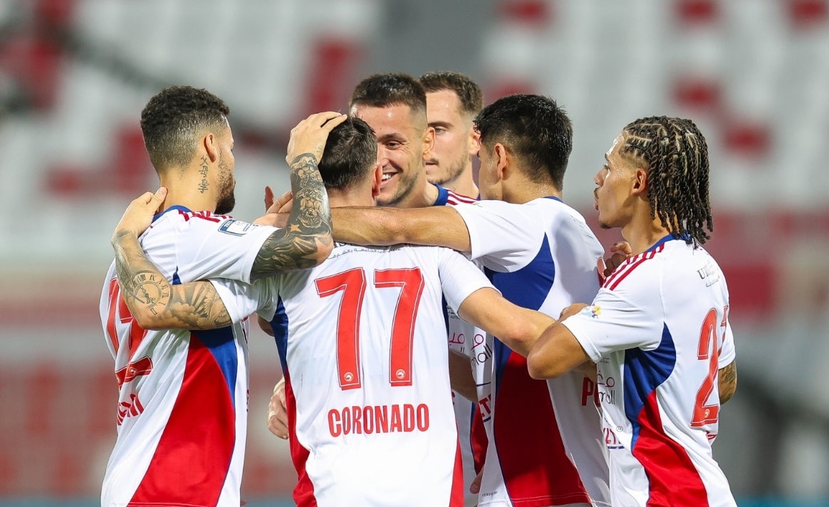 مدرب الشارقة بعد الخسارة من بني ياس: الكرة الآن باتت في ملعب اللاعبين