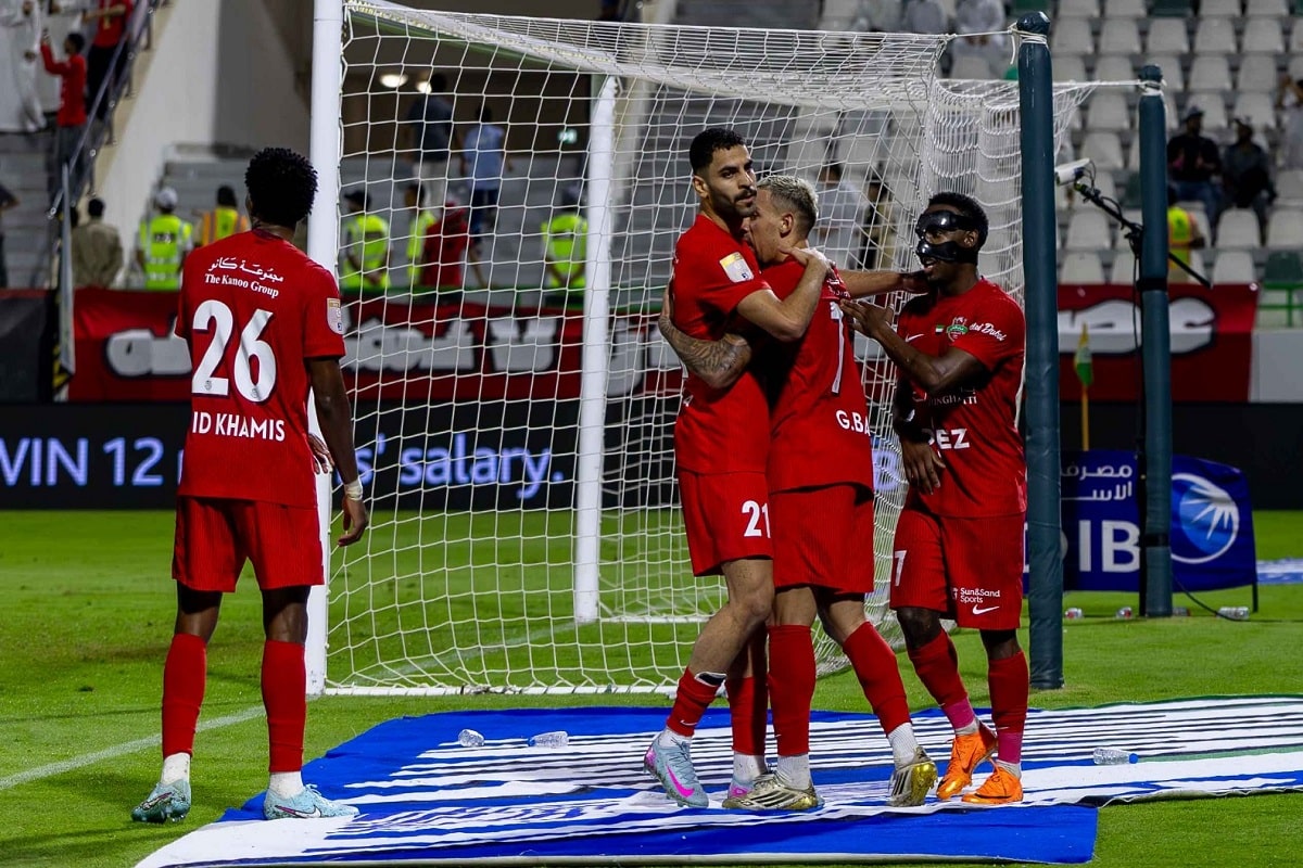 نجم شباب الأهلي يعلق على إنجازه المميز أمام خورفكان