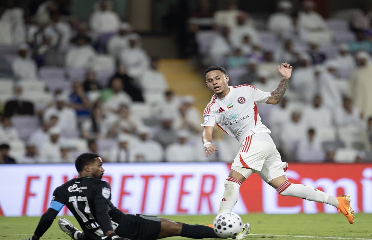 شاهد واحكم بنفسك.. هل حرم خيل مانزانو الجزيرة من الهدف الثاني أمام العين؟