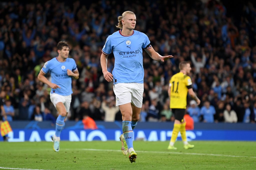 فن الهروب الشرعي.. كيف انتصر إرلينج هالاند على قانون التسلل؟