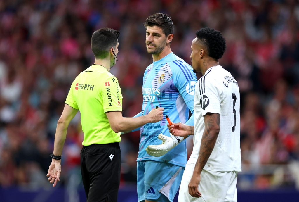 ريال مدريد يعلن تفاصيل إصابة تيبو كورتوا بعد مباراة رايو فاييكانو