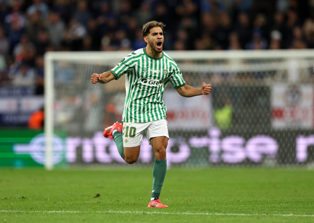 عبد الصمد الزلزولي يبصم على رقمٍ مميز مع ريال بيتيس