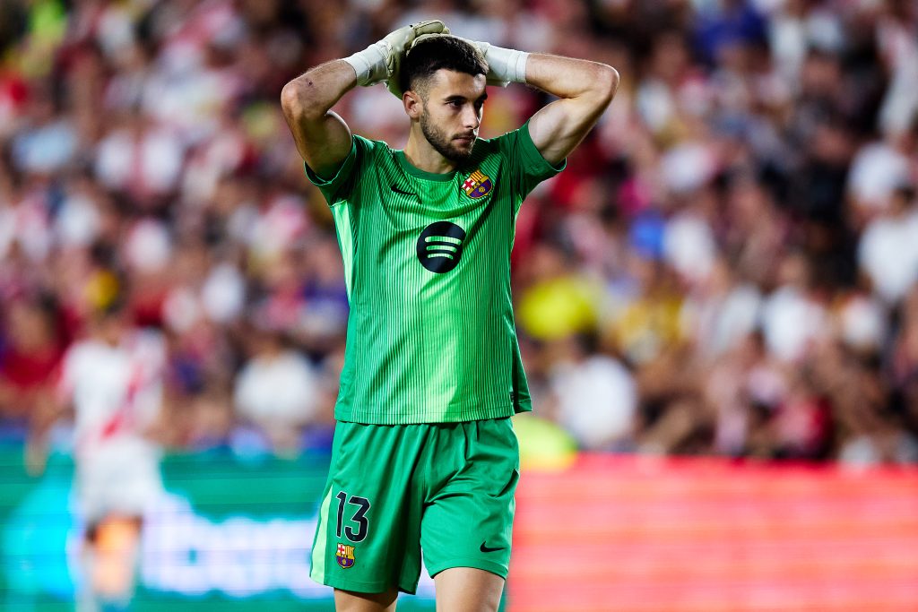 خوان جارسيا: أتمنى اللعب رفقة ميسي في برشلونة.. وعلاقتي مع تير شتيجن جيدة