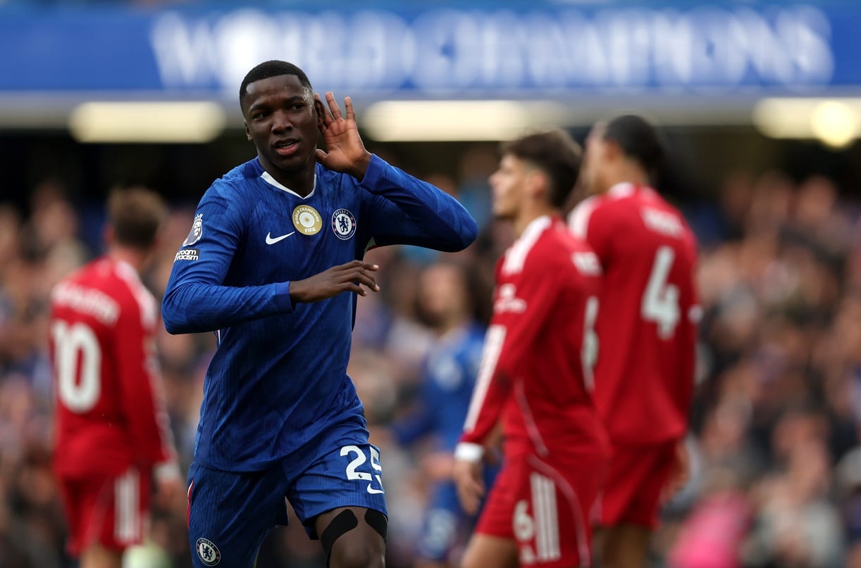 هل يمنح طرد كايسيدو الفوز لتشيلسي؟ مباراة كولومبيا خير دليل