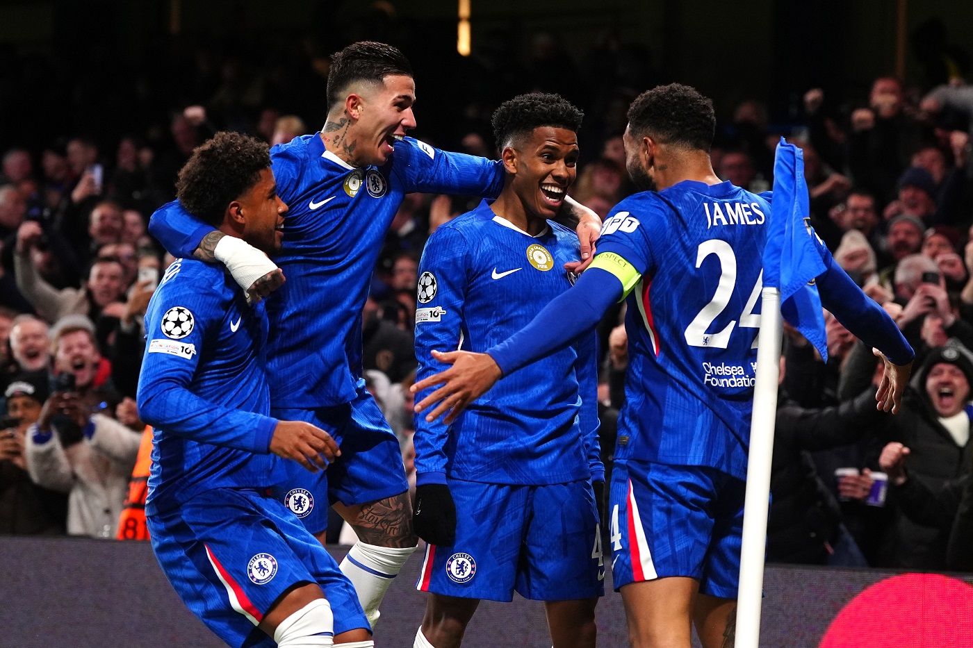 إنزو فرنانديز: اكتسحنا برشلونة من خلال دفاعه المتقدم