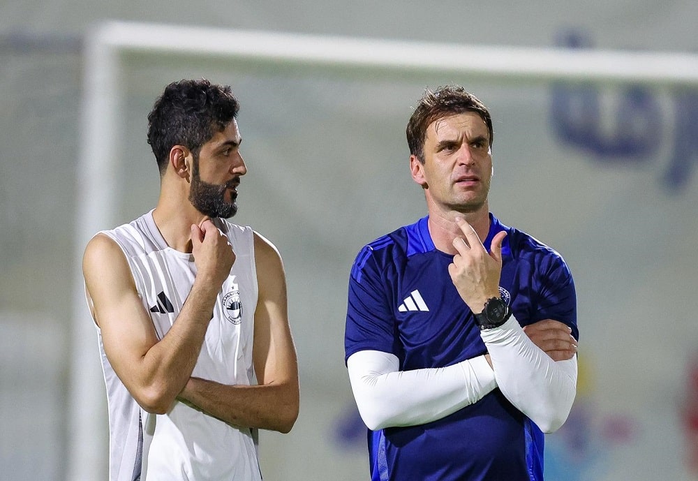 رسميًا.. الشارقة يعلن رحيل مدربه الصربي ميلوش