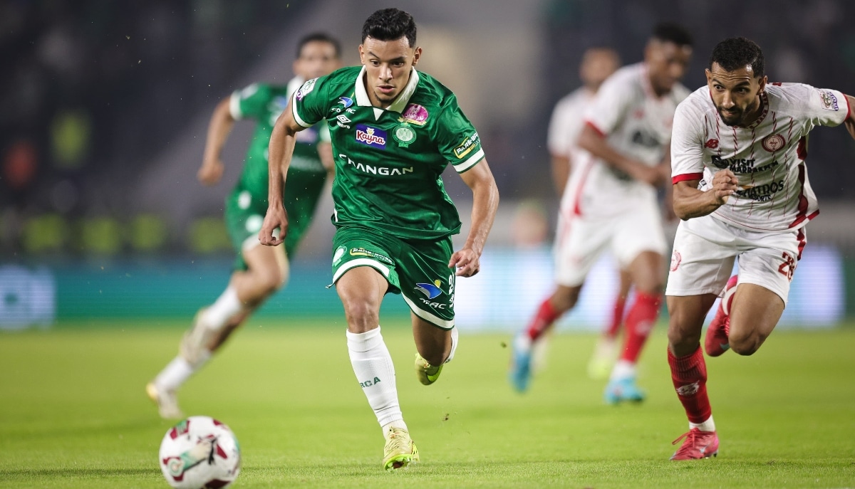 الرجاء يوافق على المشاركة في بطولة خاصة تزامنًا مع توقف الدوري المغربي