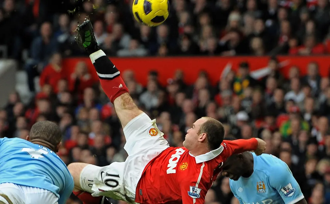 واين روني يكرر هدفه أمام مانشستر سيتي في التليفزيون (فيديو)