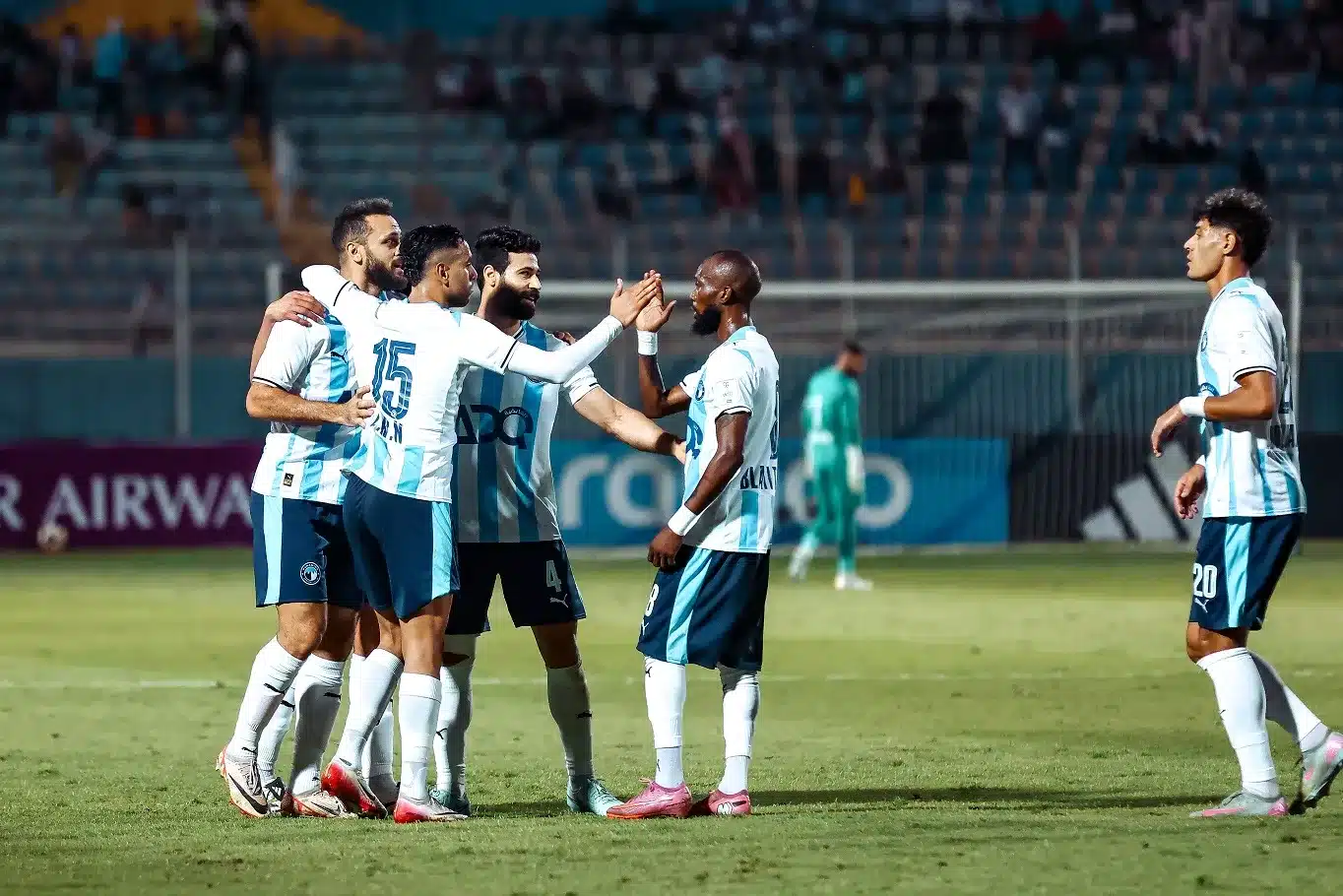 بيراميدز يحسم مستقبل ماييلي ويكشف حقيقة المفاوضات مع وسام أبو علي