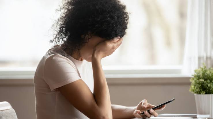 تقرير رسمي يفضح باريس: امرأة تُقتل كل 7 ساعات وتحرش جنسي كل 23 ثانية