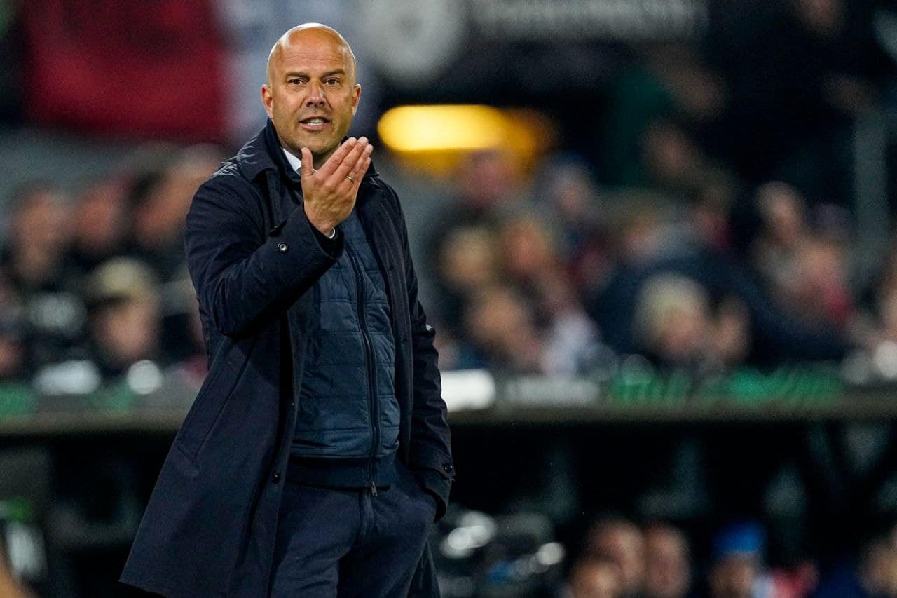 بأرقام صادمة.. سلوت يُعيد ليفربول لعهد رودجرز بأسوأ انطلاقة موسم