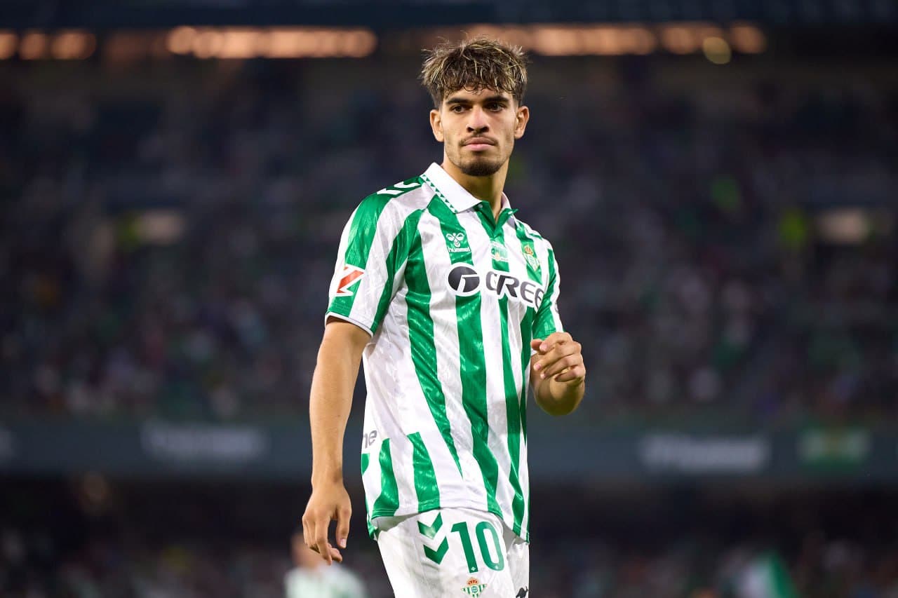 نطحة الزلزولي بالرأس تُثير الجدل في الدوري الإسباني