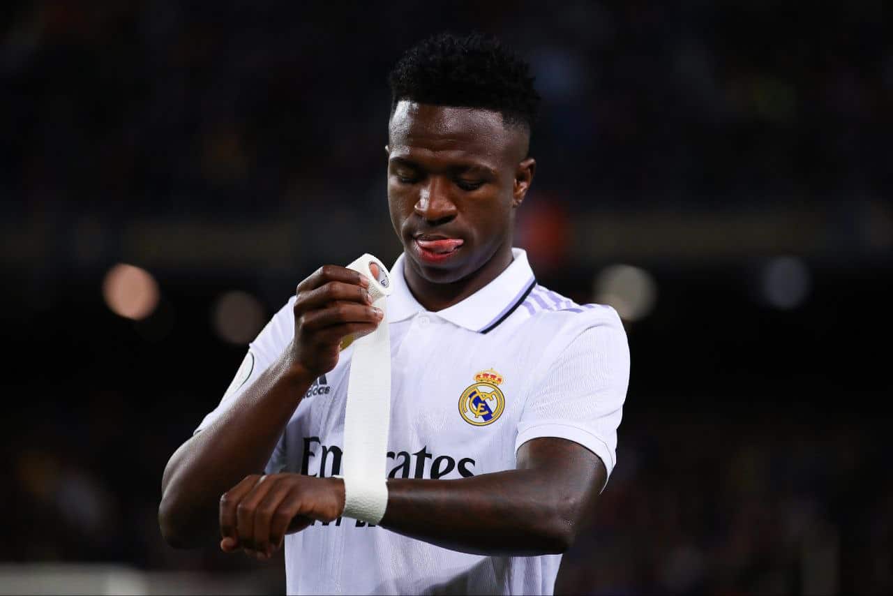 فينيسيوس جونيور يحسم مستقبله مع ريال مدريد