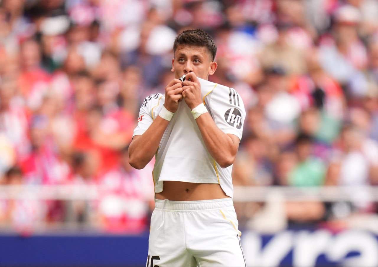 أردا جولر يحصل على جائزة جديدة في تركيا