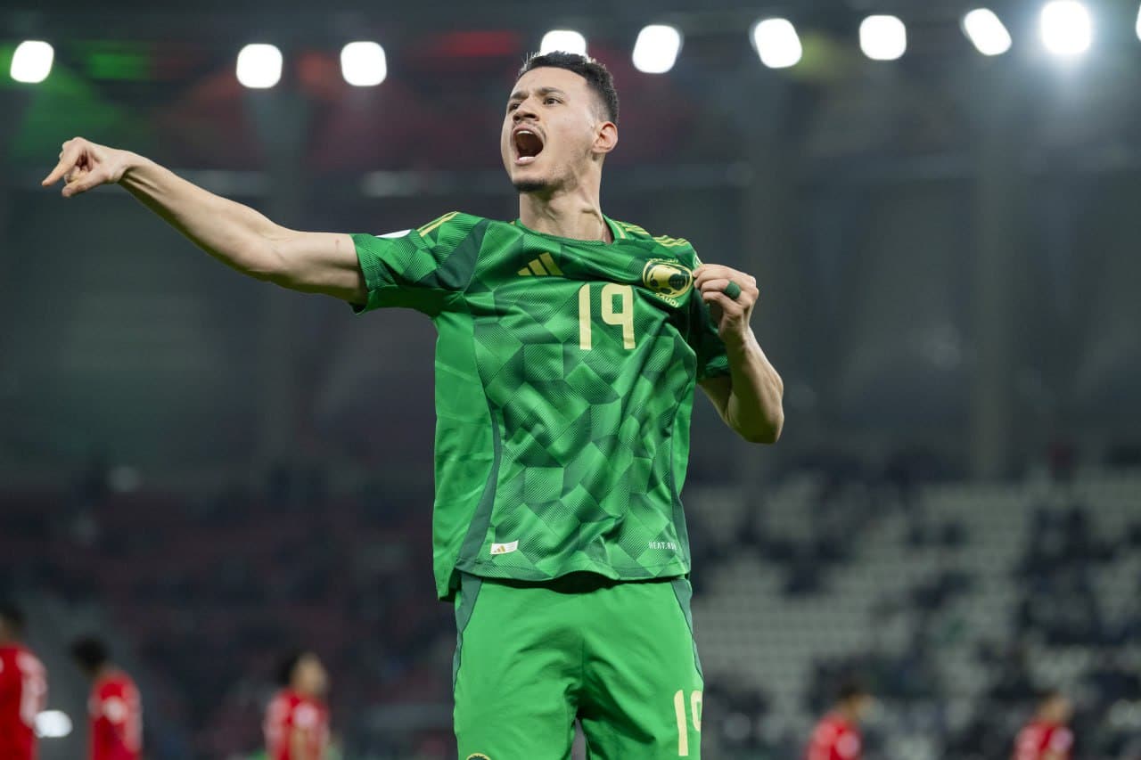 منتخب السعودية يبلغ الهلال بإصابة الحمدان في تقرير طبي