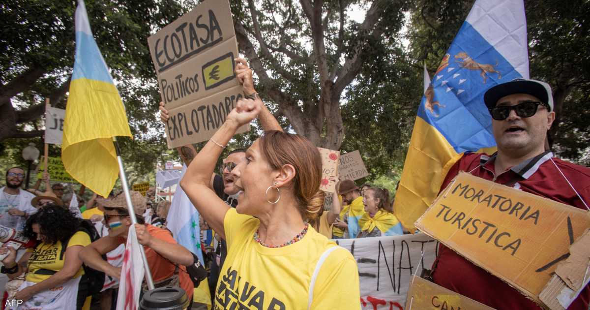 حزب جزر الكناري يحذر من “التوسع المغربي” ويهاجم موقف سانتشيز من الصحراء الغربية