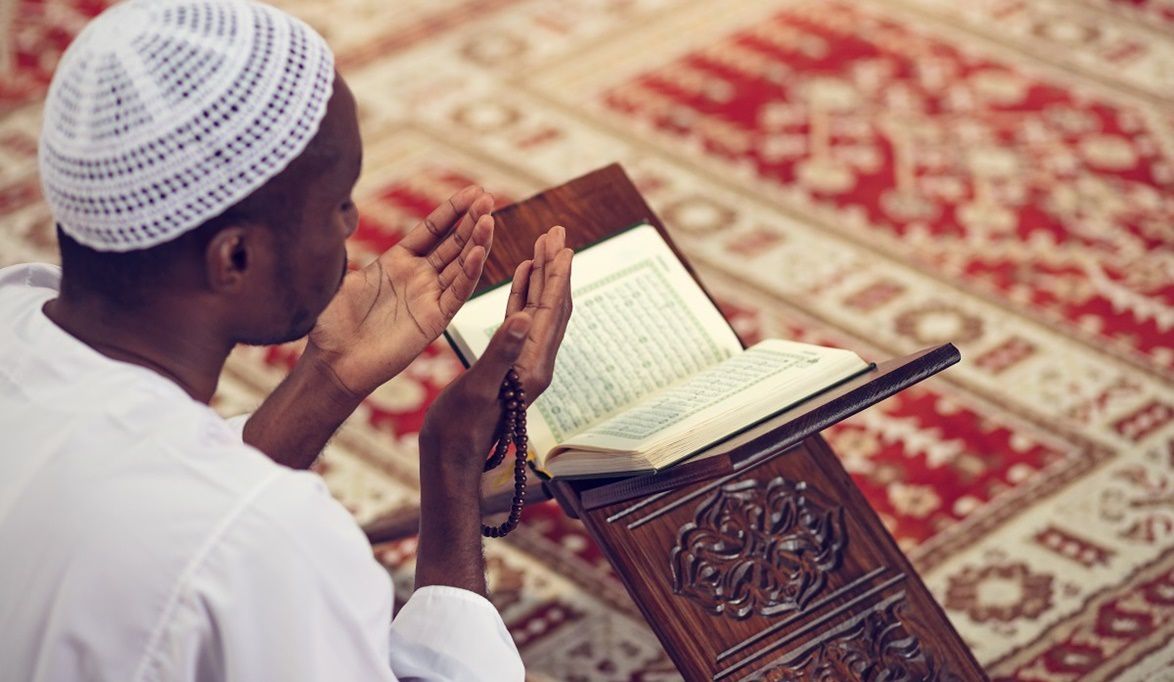 آذان العشاء.. مواقيت الصلاة اليوم الأربعاء 11 ديسمبر 2025…
