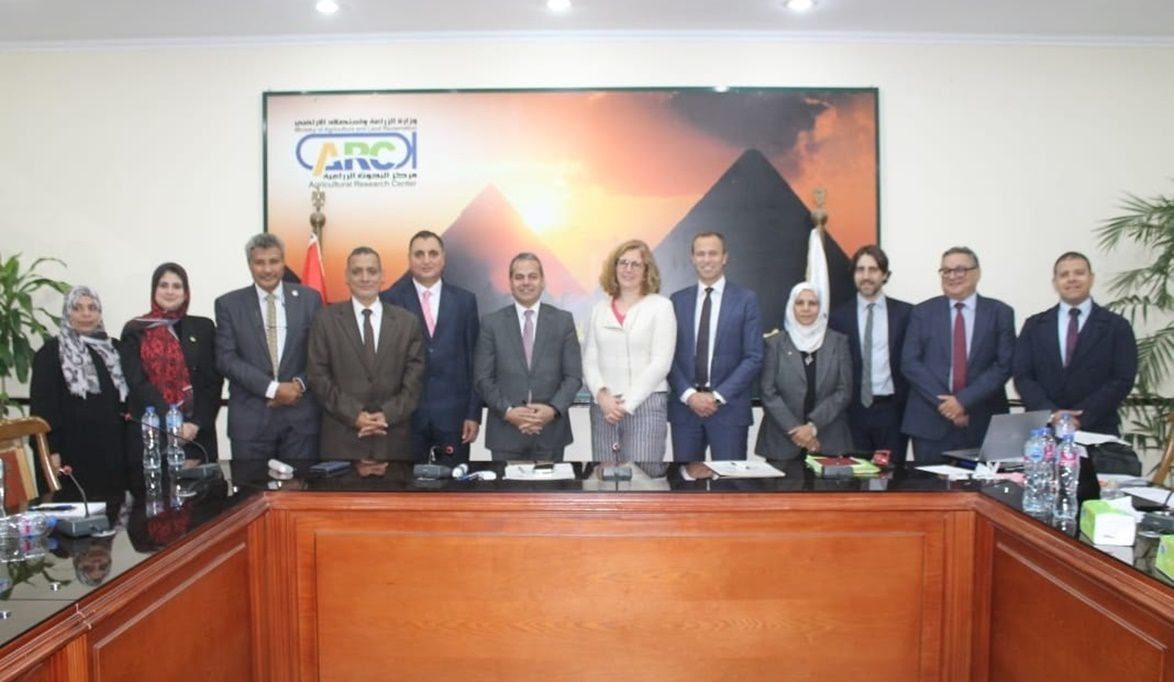 الحجر الزراعي المصري يفتح آفاق التعاون الزراعي مع فرنسا لأول م…
