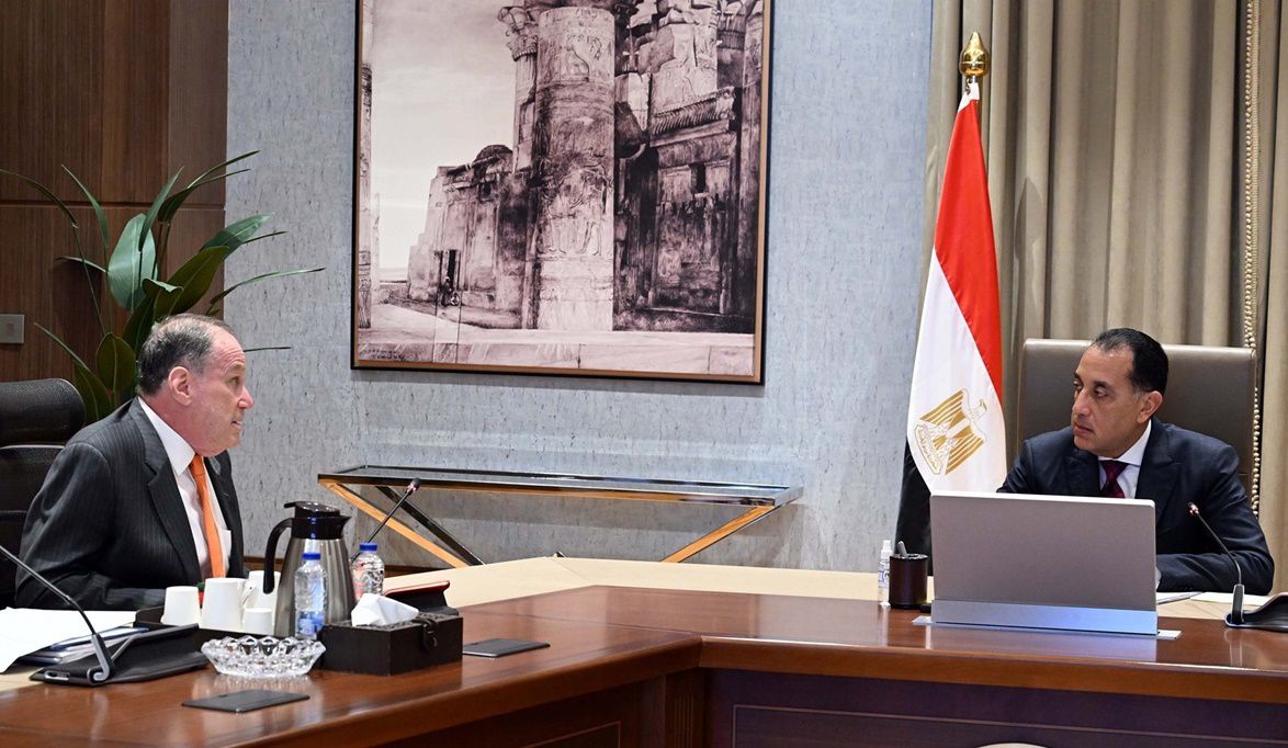 مدبولي يبحث مع “بلومبرج جرين” شراكا…