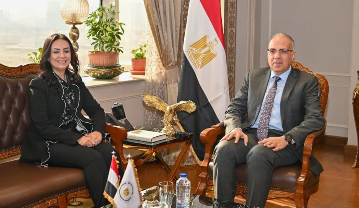 تعاون بين الري والتضامن لتدوير ورد النيل لإنتاج مشغولات يدوية …